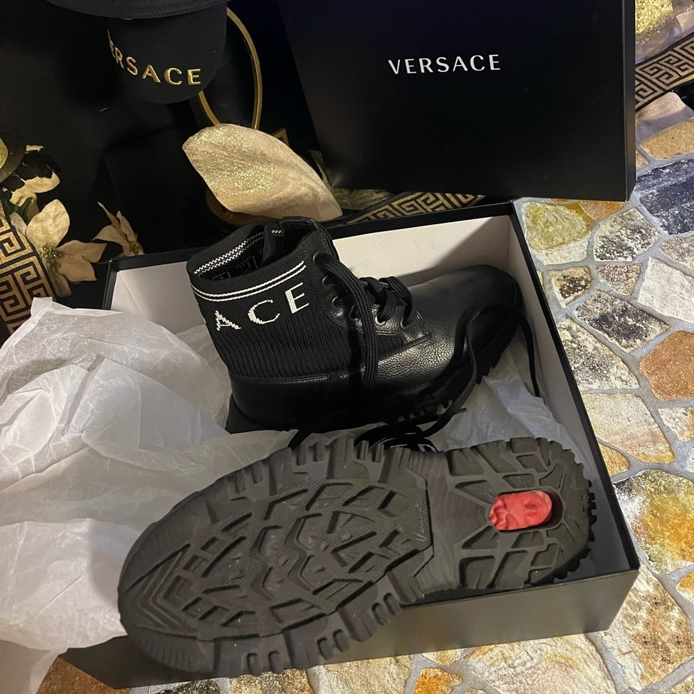 💯authentic❤️versace boot made in italy 🇮🇹